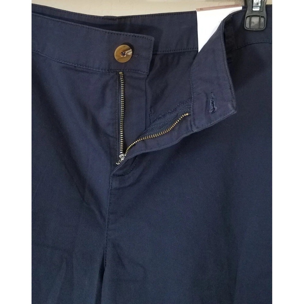 Lane Bryant Bermuda Shorts Women 18 Navy Blue Stretch Coastal Summer Vacay NEW - Picture 2 of 6